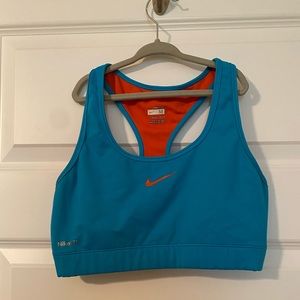 Nike fit dry sports bra